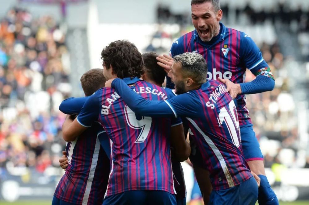 中国男足 中国男足