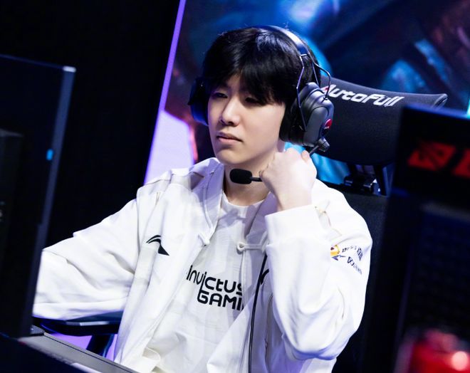 侧翼防守者 侧翼防守者